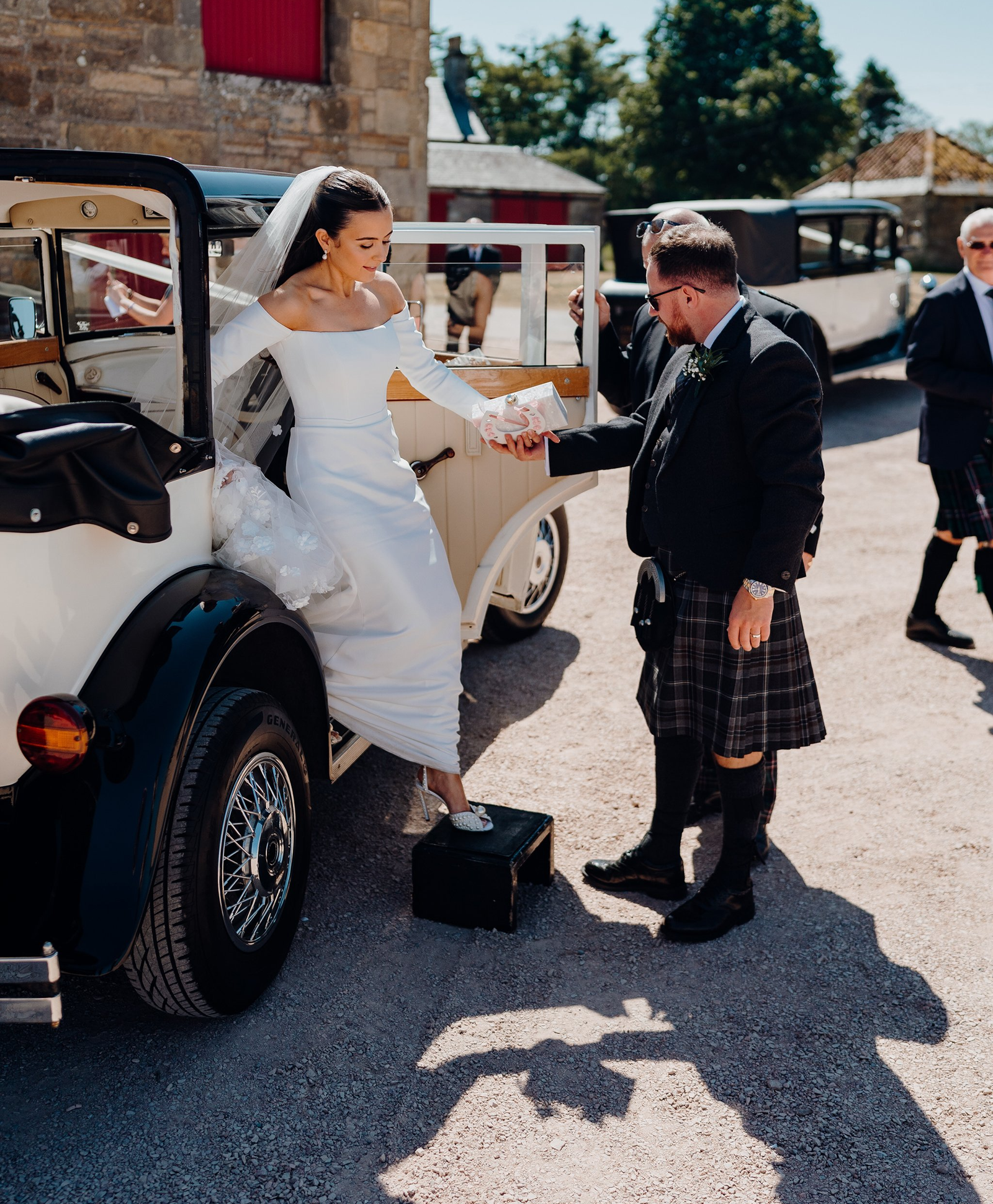 wedding kilt